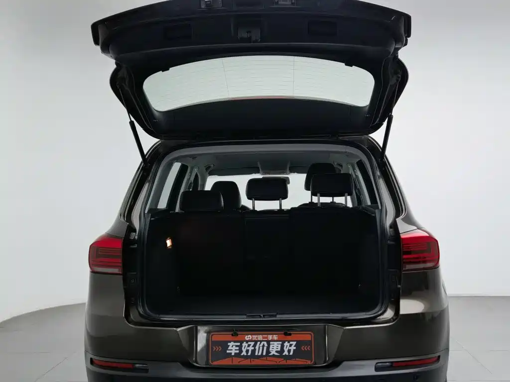 Volkswagen Tiguan — миниатюра 16