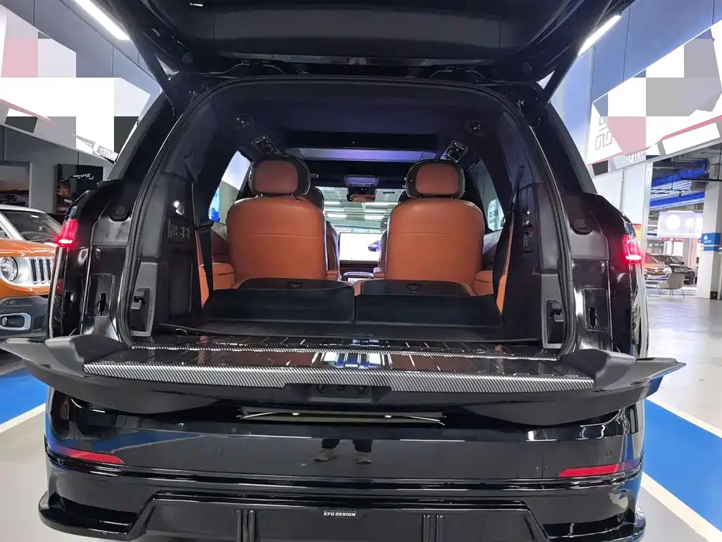 Lynk & Co 900 — миниатюра 7