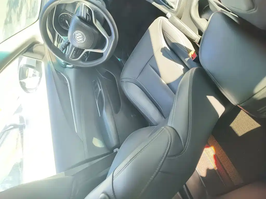 Buick Excelle — миниатюра 10