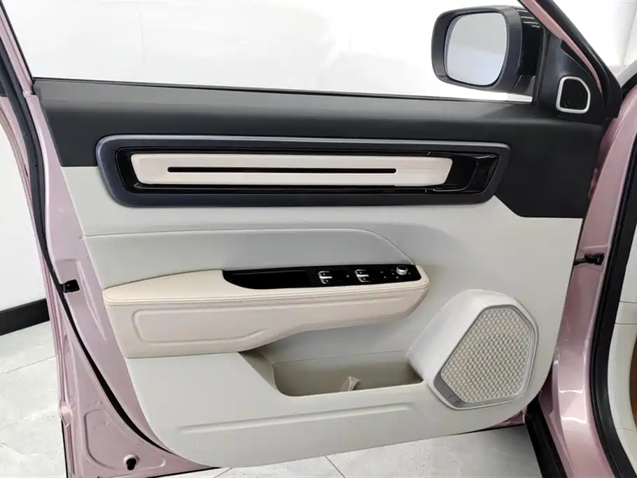 GEELY AUTOMOBILE GEELY ICON