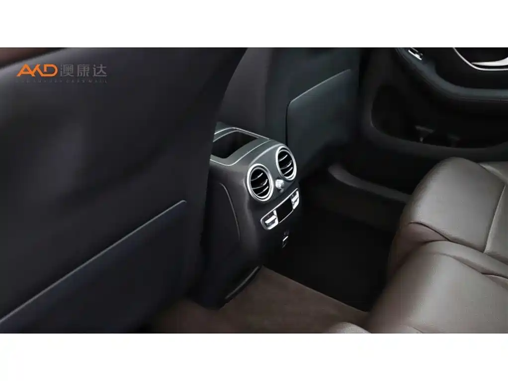 Mercedes-Benz GLC 2020 GLC 300 L 4MATIC Luxury