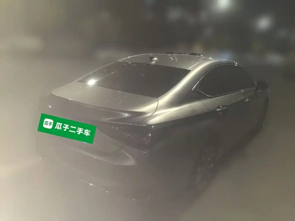 Lexus ES — миниатюра 4