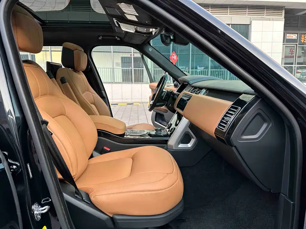 Land Rover Range Rover — миниатюра 5