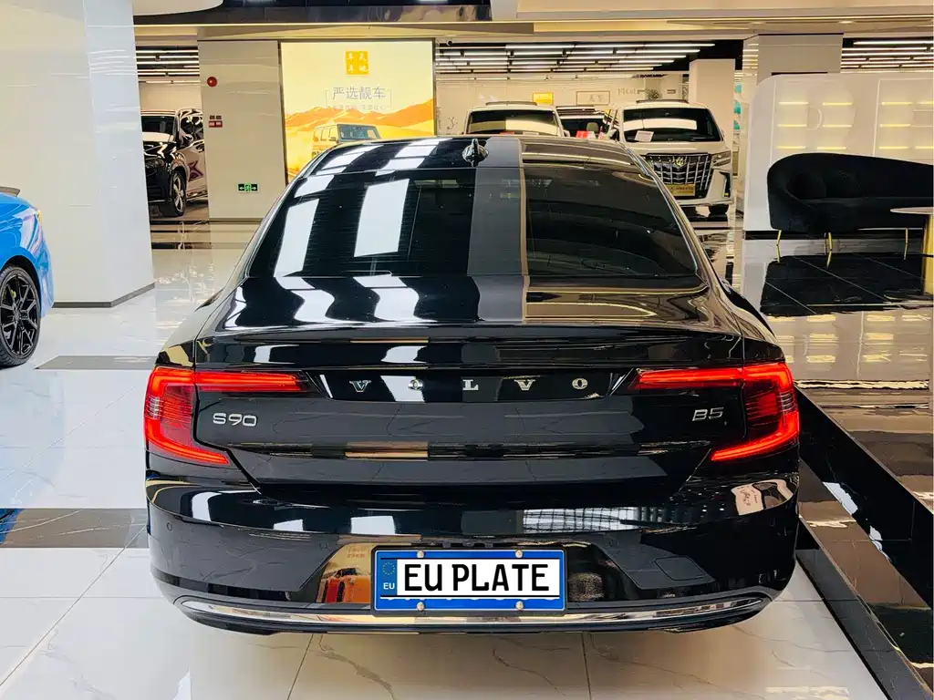 Volvo S90 2021 B5 Luxury