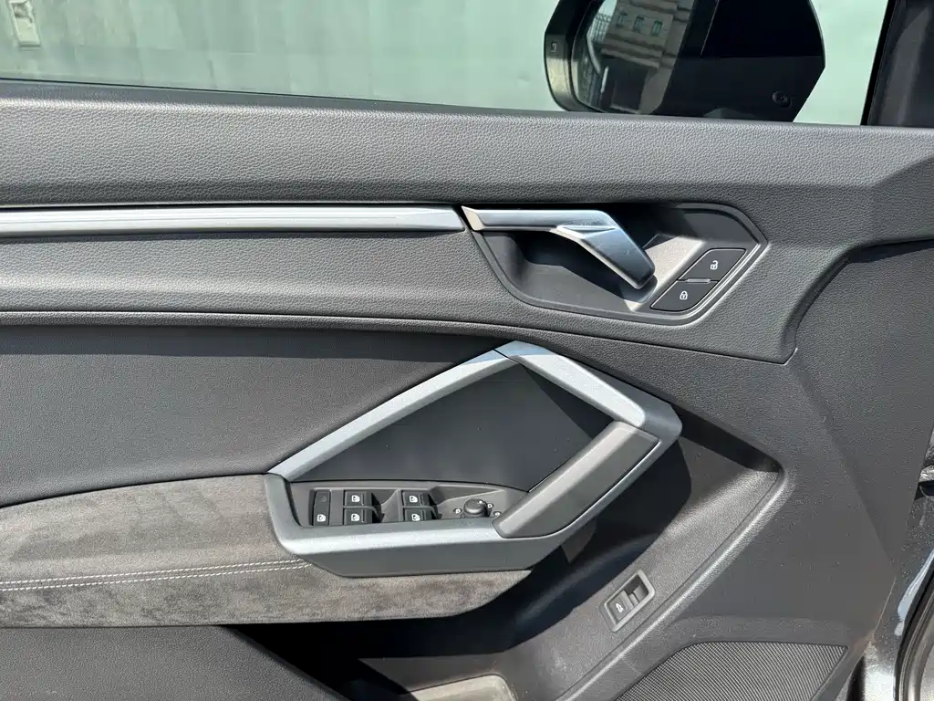 Audi Q3 Sportback — миниатюра 21