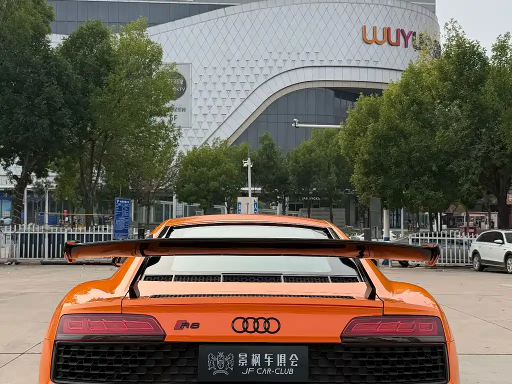 Audi R8 — миниатюра 3