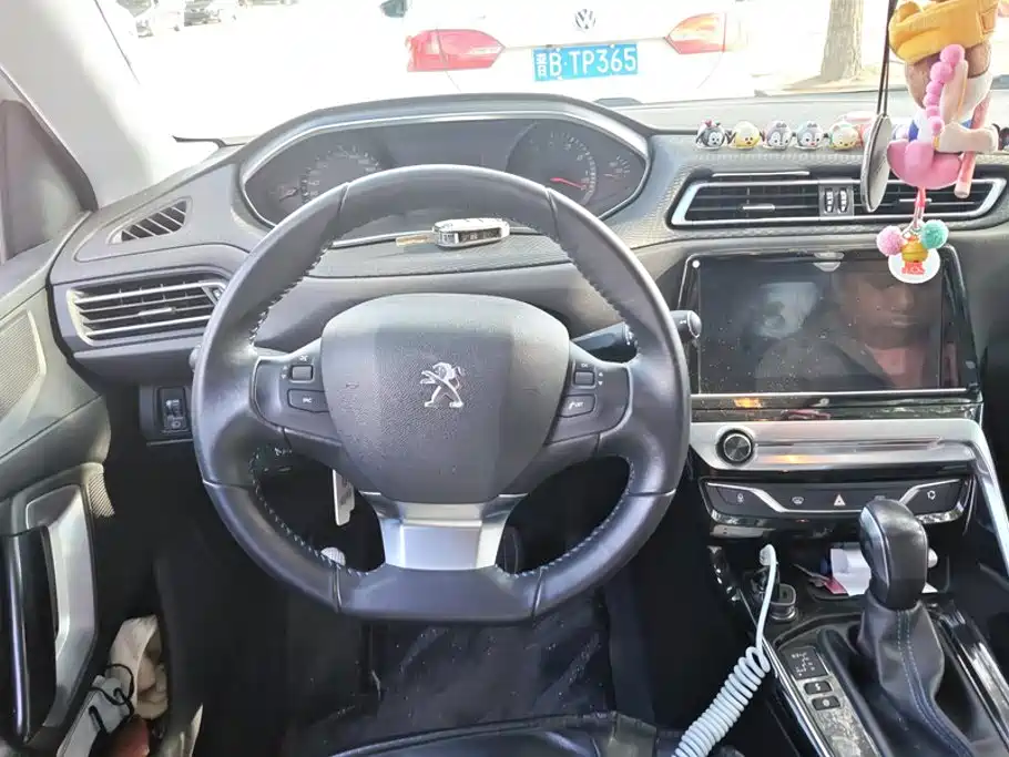 Peugeot 308 — миниатюра 15