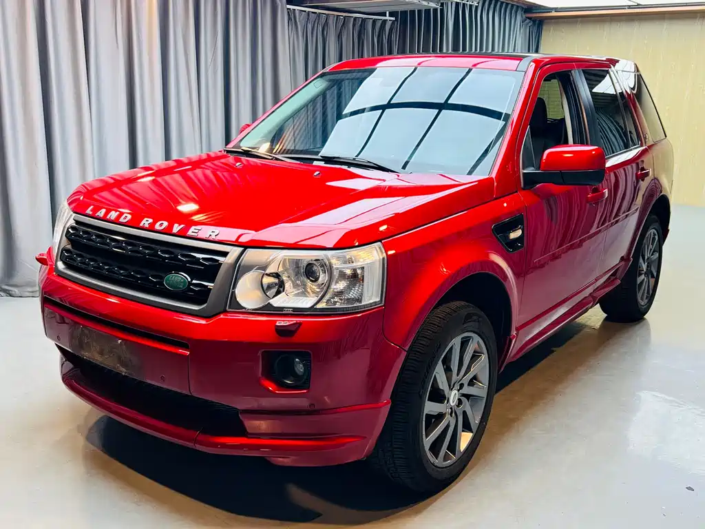 Land Rover Freelander 2 2011 3.2L Mid National Red Limited Edition