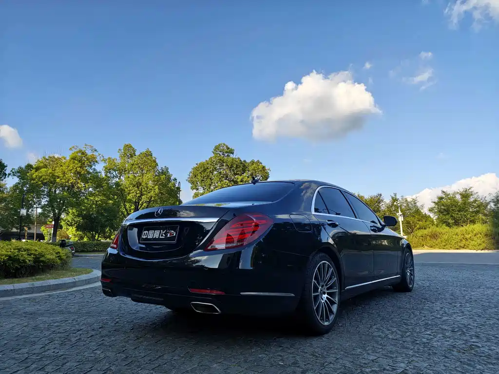Mercedes-Benz S-Class — миниатюра 7