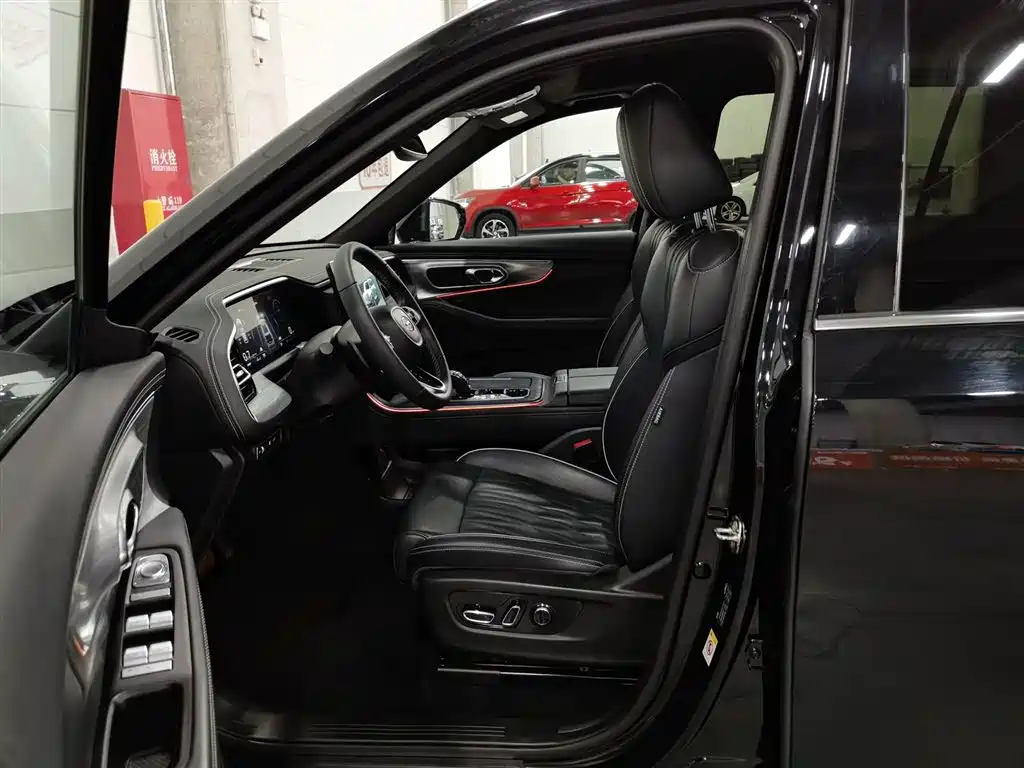 GAC GS8 2022 2.0TGDI Luxury Smart Connect ( мест)
