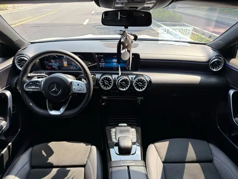Mercedes-Benz A-Class A 2022 A 200 L Sport Fashion