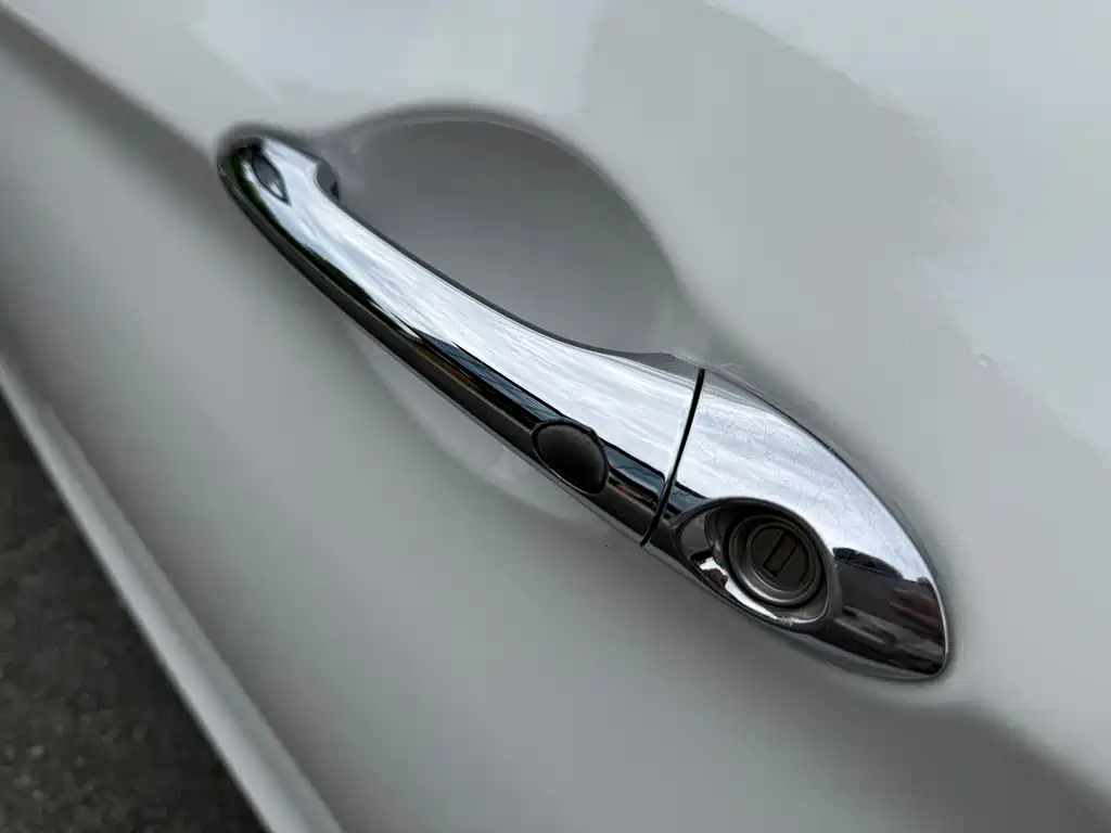 Hyundai Sonata — миниатюра 24