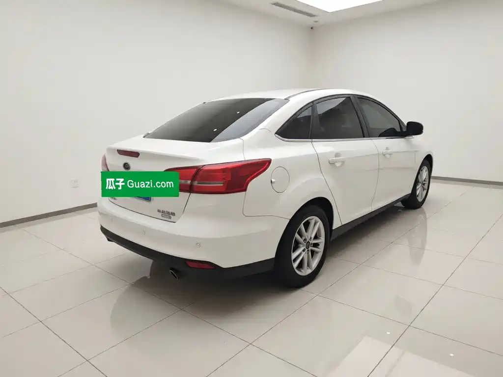 Ford Focus — миниатюра 5