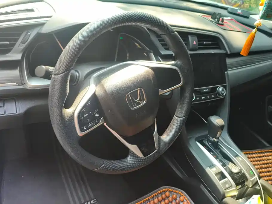 Honda Civic — миниатюра 15