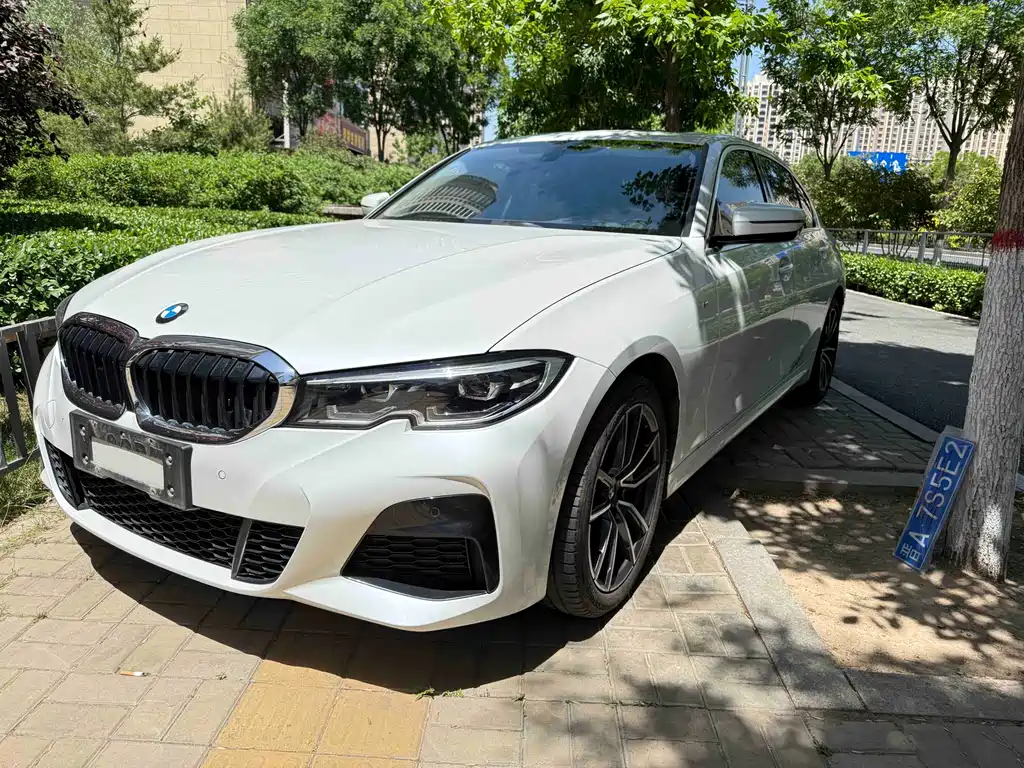 BMW 3 Series 2022