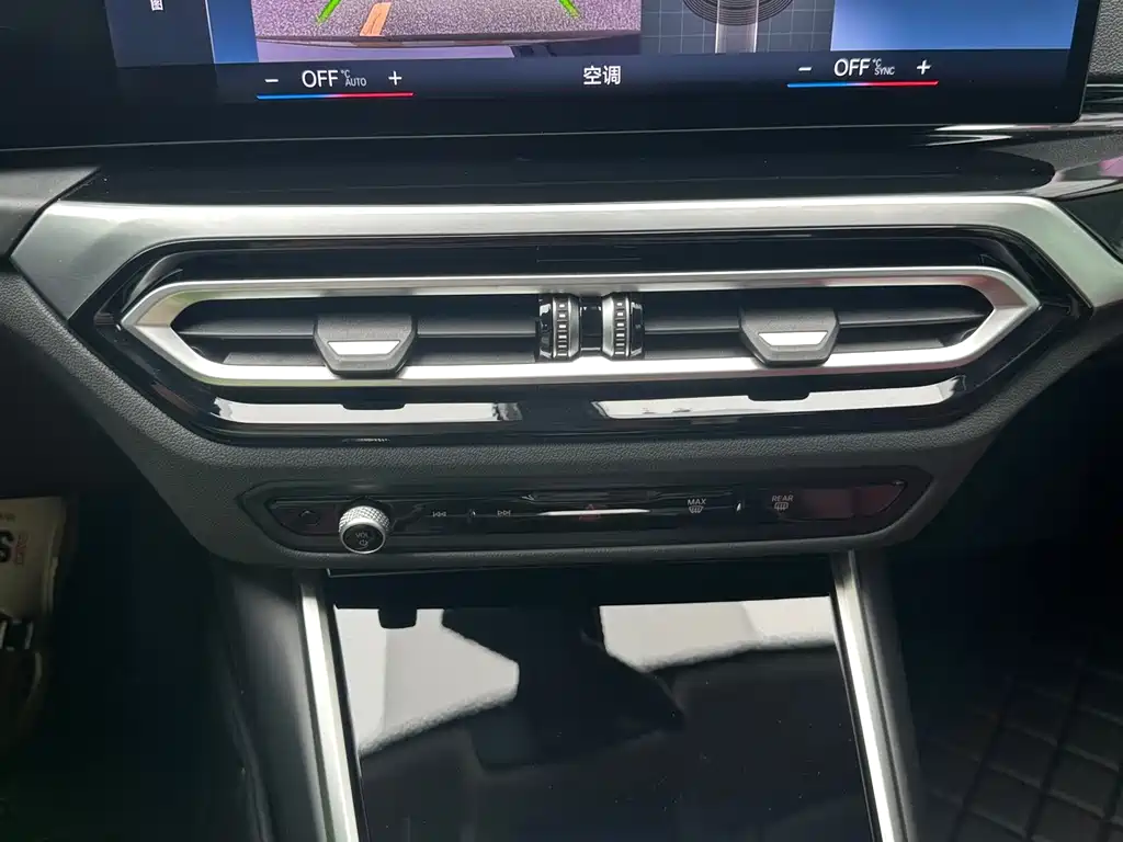 BMW 3 Series — миниатюра 14