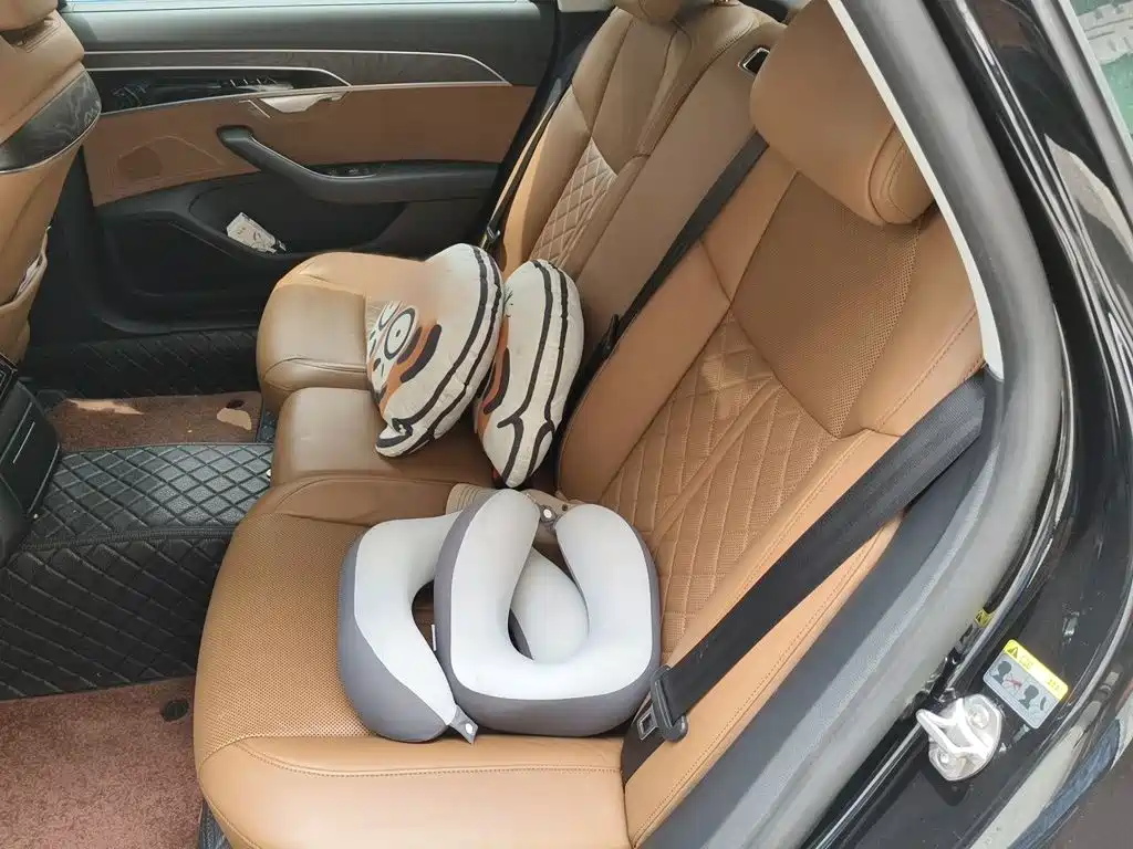 Audi A8 — миниатюра 15