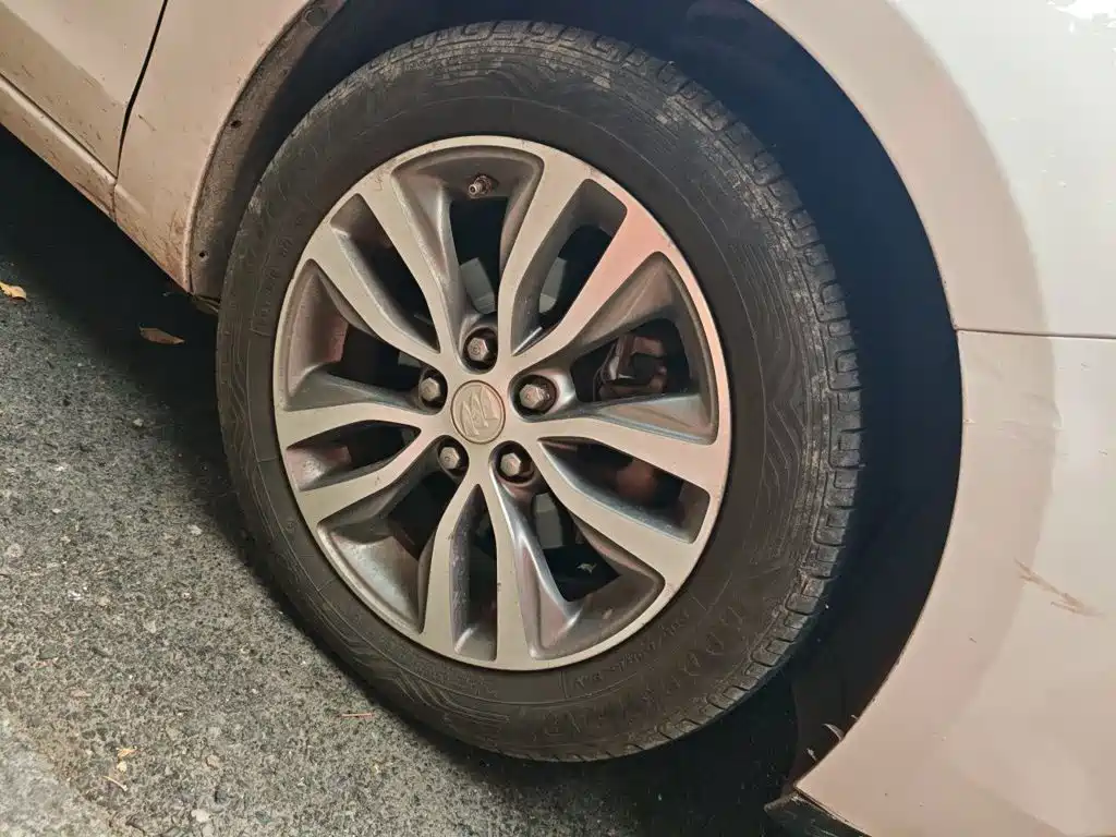 Buick Excelle — миниатюра 24