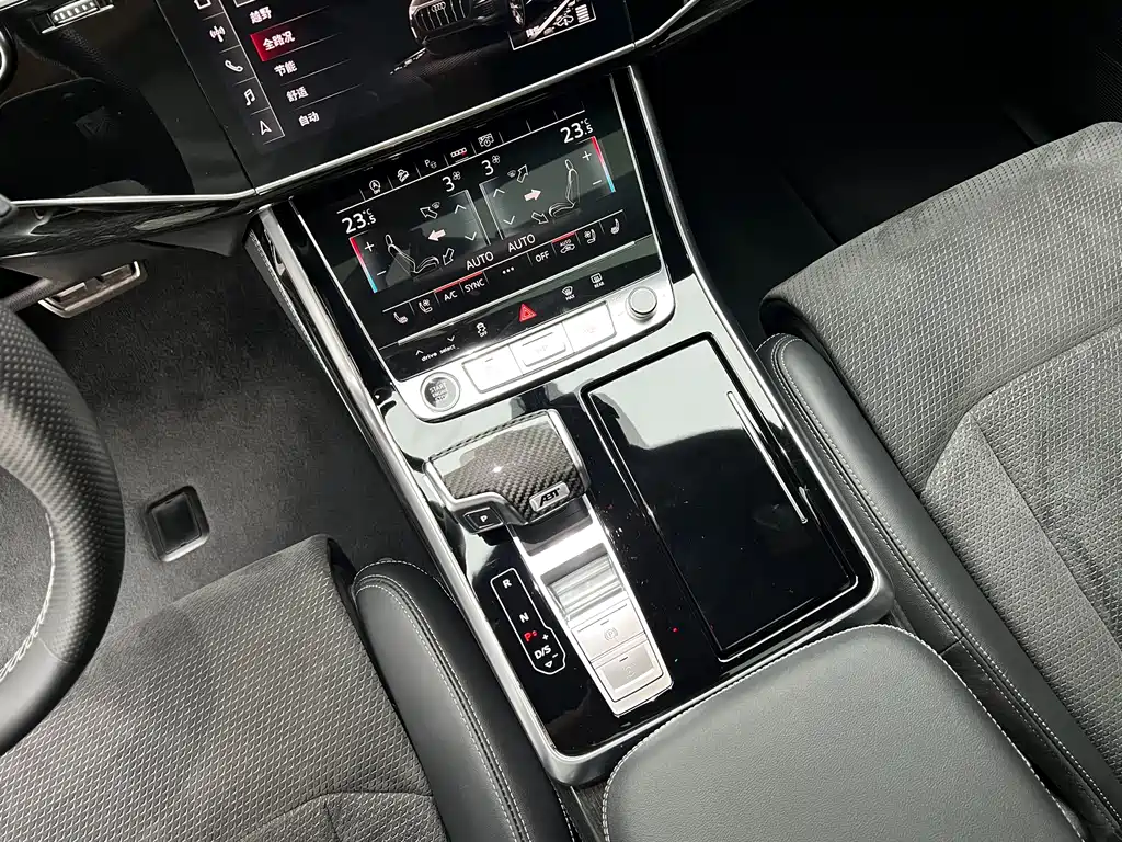 Audi Q8 — фотографии объявления, Фото 15