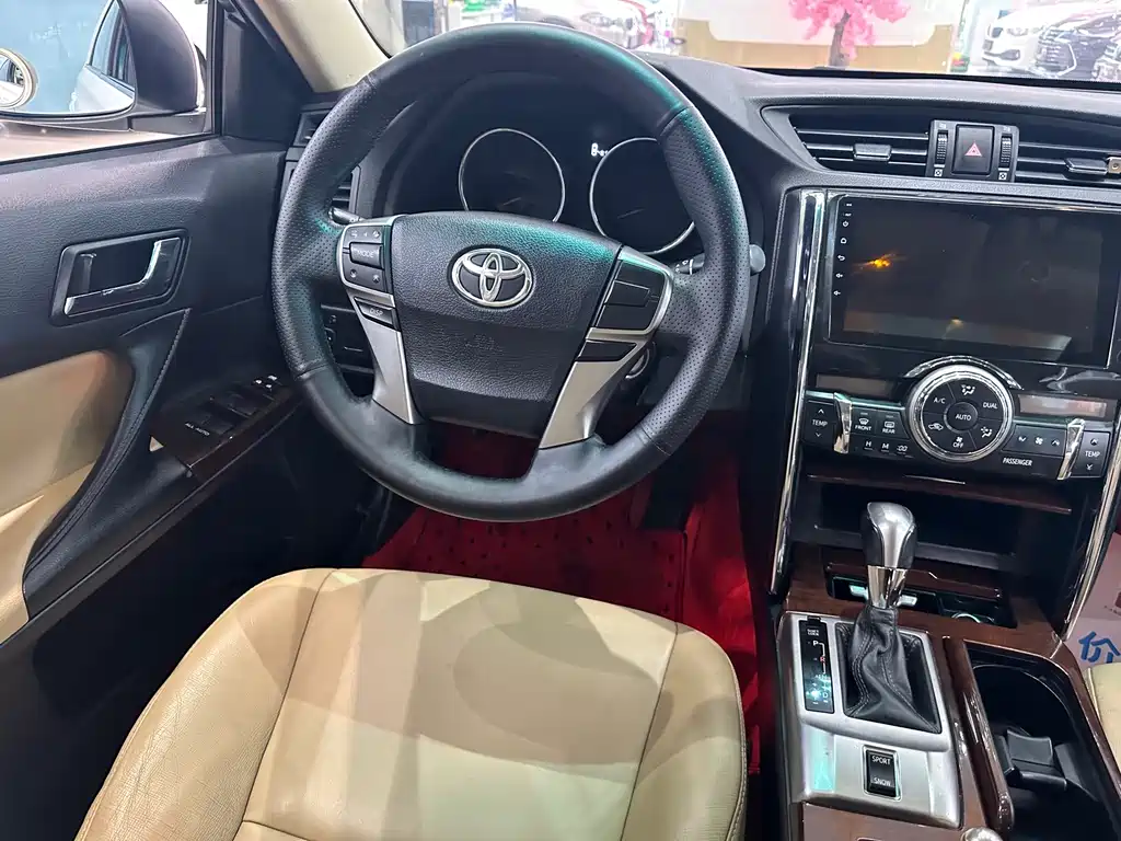 Toyota Reiz 2.5V Elite Sharp Edition, фото 15
