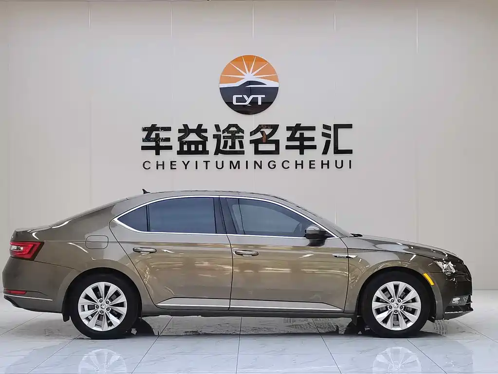 Skoda Superb 2018 TSI330 DSG Comfort V