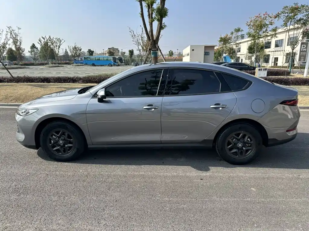 BYD Qin PLUS — миниатюра 10