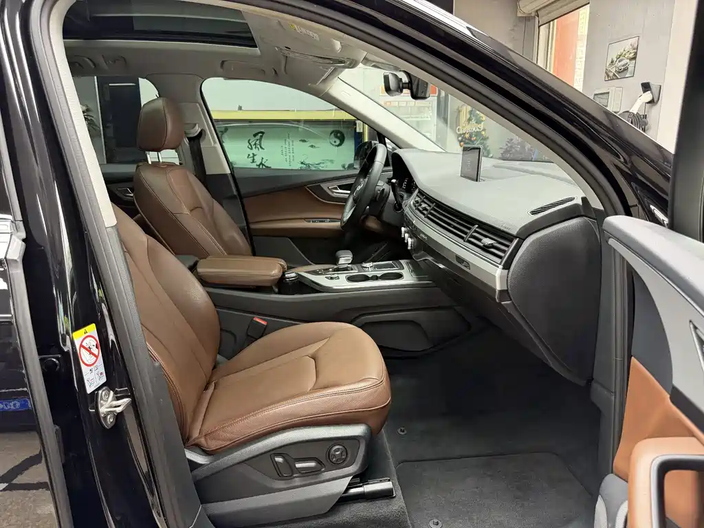 Audi Q7 — миниатюра 19