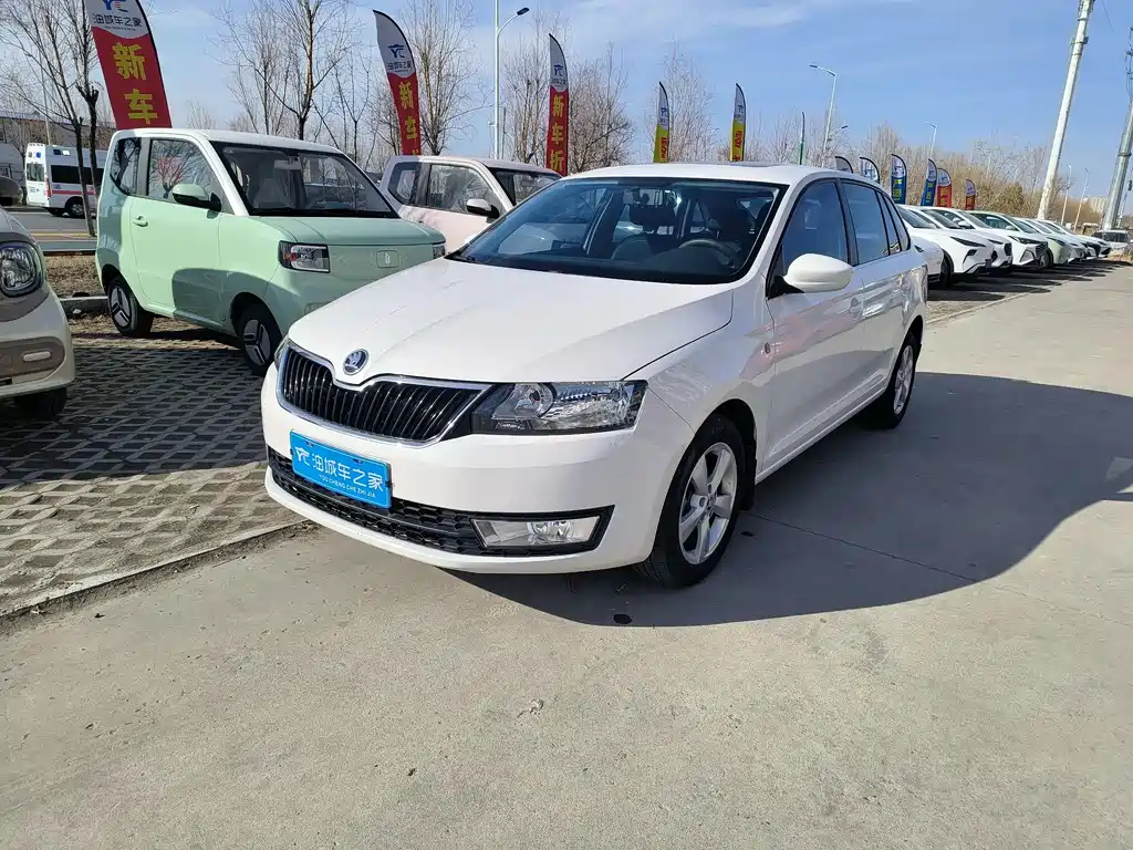 Skoda Rapid Spaceback 2016