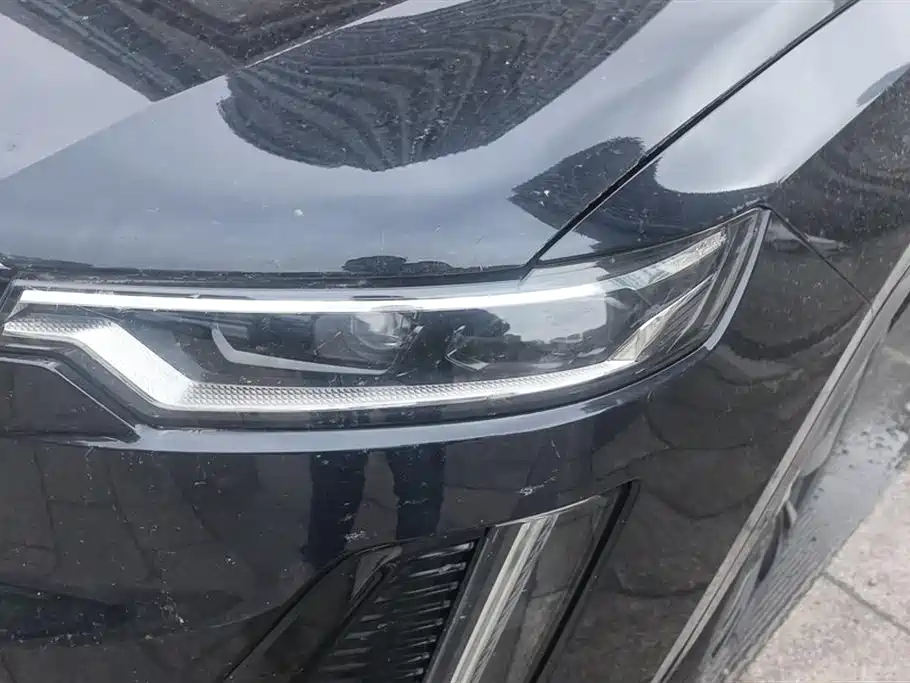 Cadillac XT6 2020 28T мест Luxury