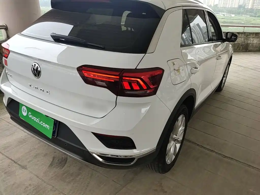 Volkswagen T-Roc — миниатюра 8