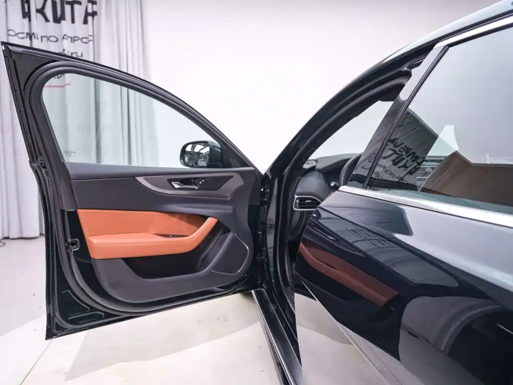 Jaguar XEL — миниатюра 11