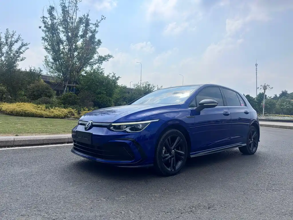 Volkswagen Golf 2021
