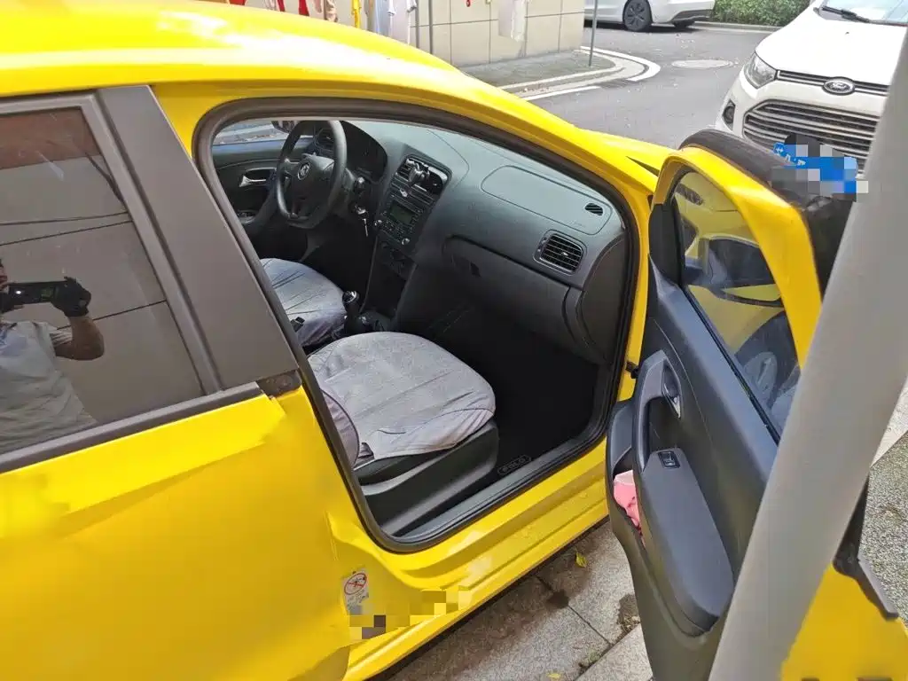 Volkswagen Polo — миниатюра 18