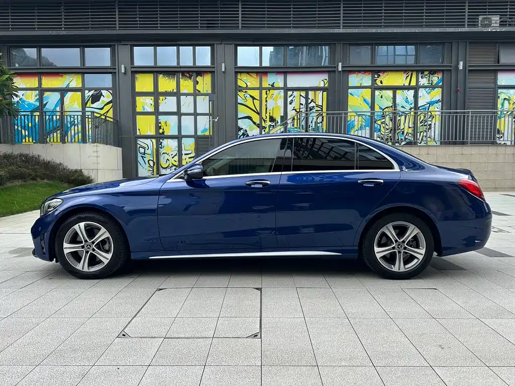 Mercedes-Benz C-Class — миниатюра 5