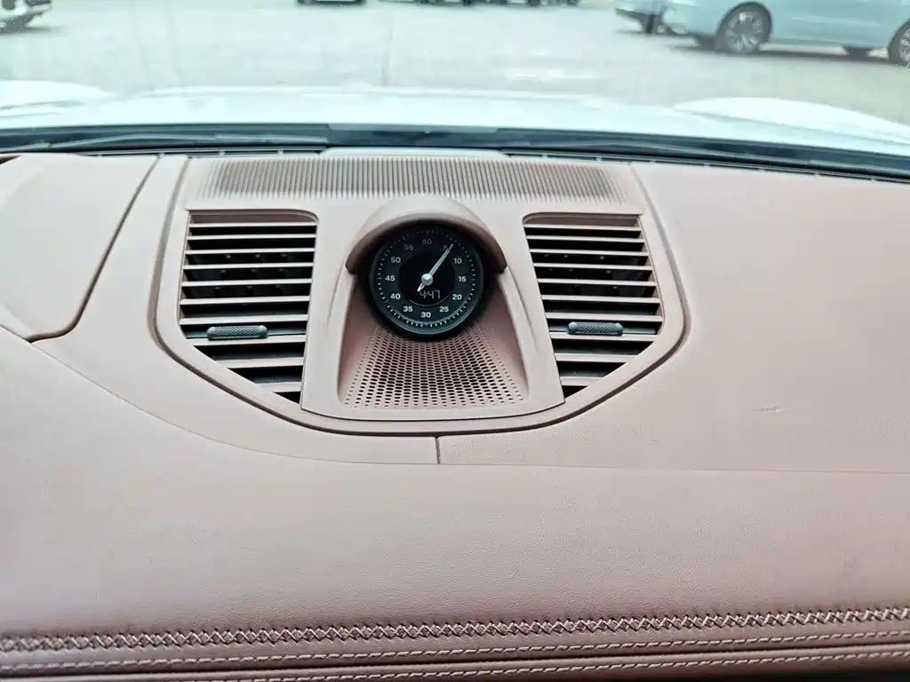 Porsche Panamera — миниатюра 9