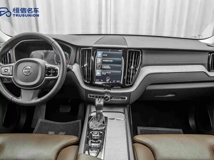 Volvo XC60 — миниатюра 13