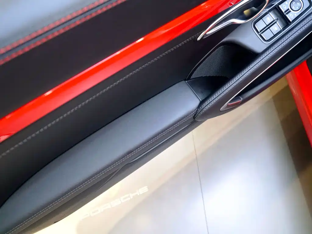 Porsche 911 2018 15