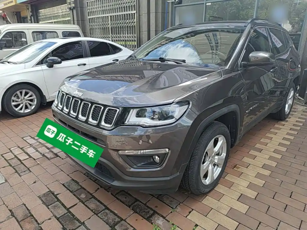 Jeep 2019 200T AT Enjoy