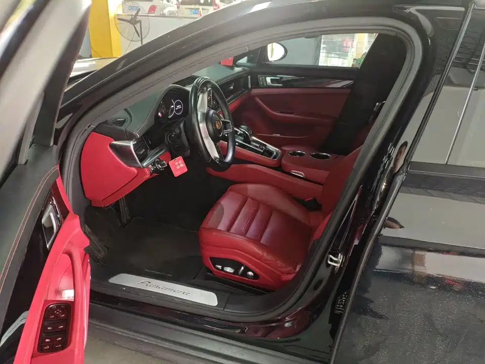 Porsche Panamera — миниатюра 3