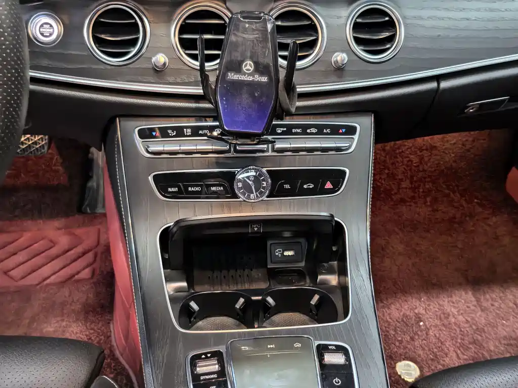 Mercedes-Benz E-Class E 2020 E 260 L Sport 4MATIC