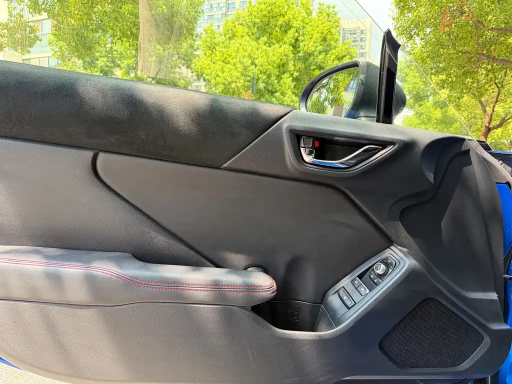 Subaru BRZ — миниатюра 12