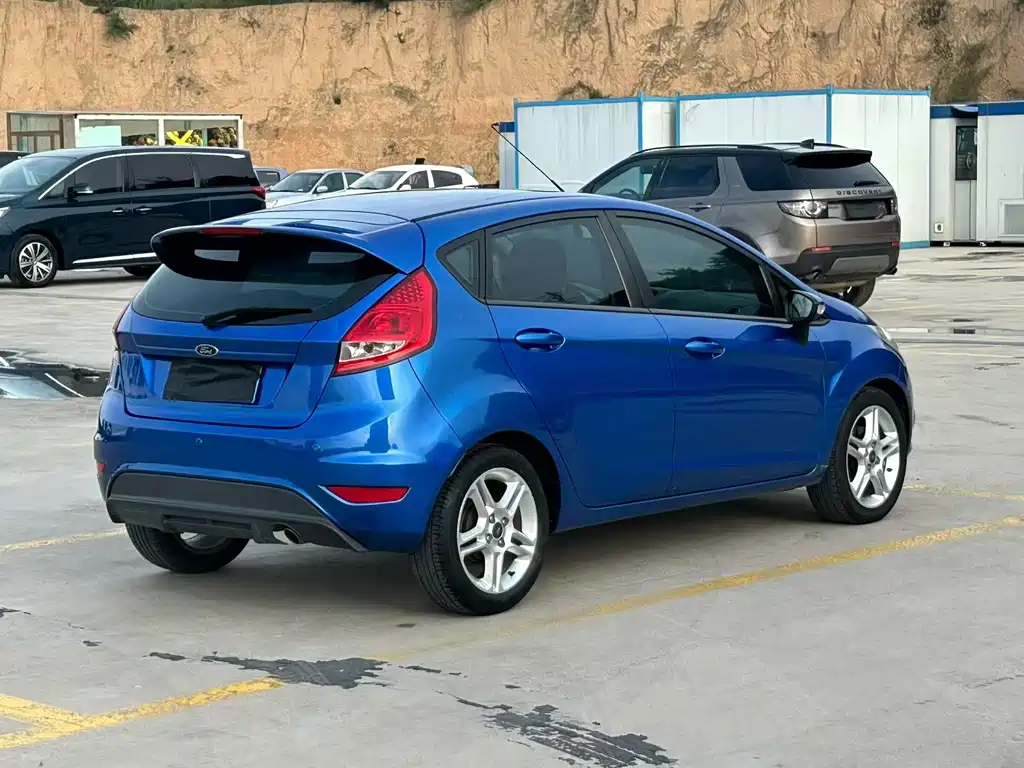 Ford Fiesta 2009 1.5L AT Sport