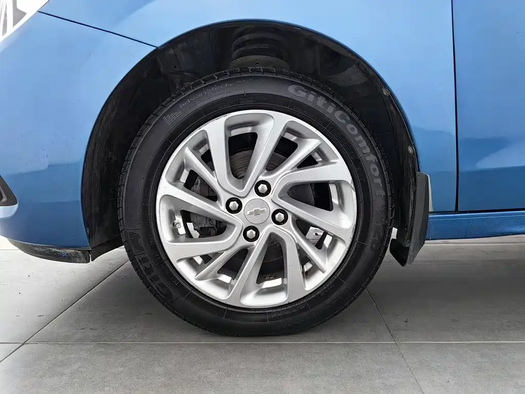 Chevrolet Lova RV — миниатюра 17