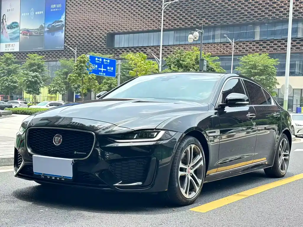 Jaguar XEL 2020