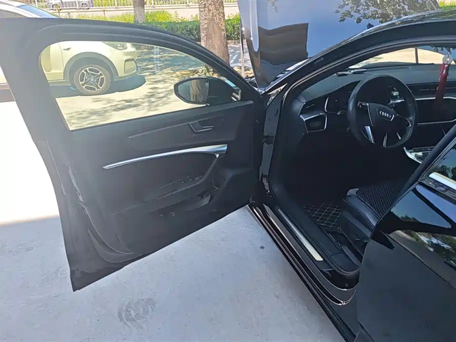 Audi A6L 2020 40 TFSI Luxury