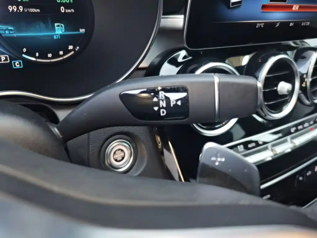 Mercedes-Benz C-Class — миниатюра 14