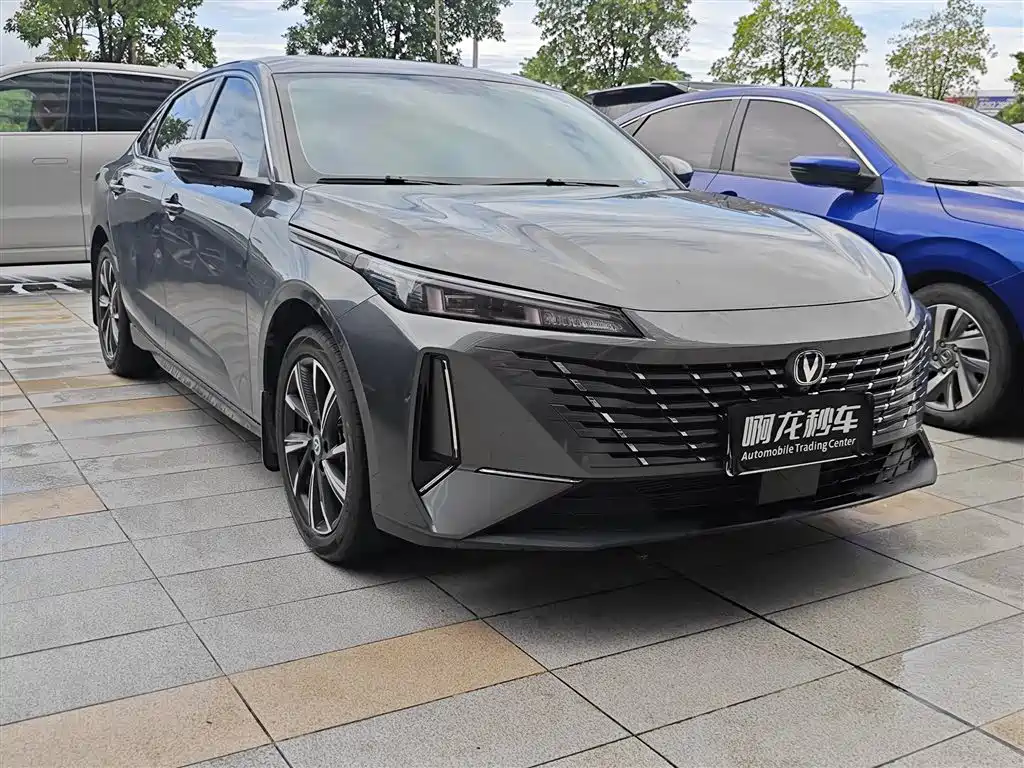 Changan Eado — миниатюра 3