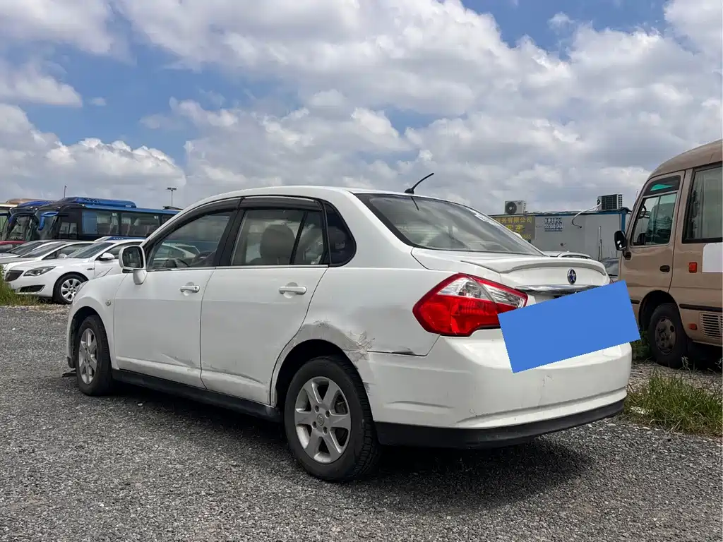 Venucia D50 — миниатюра 6