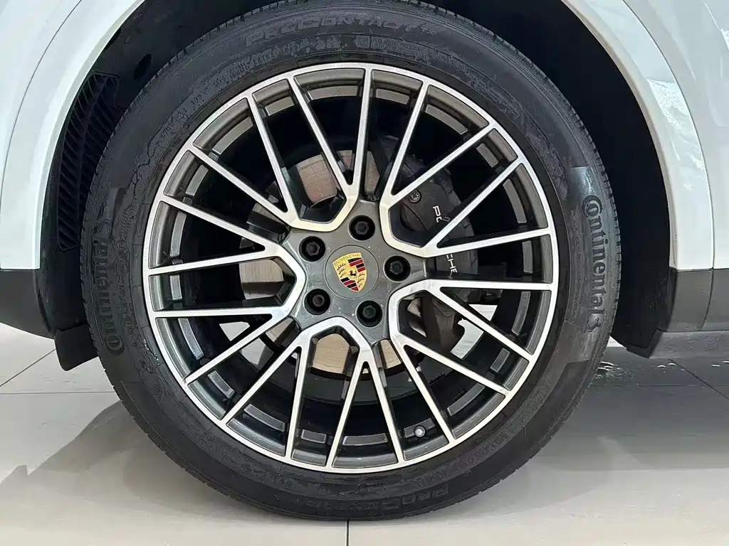 Porsche Cayenne — миниатюра 14