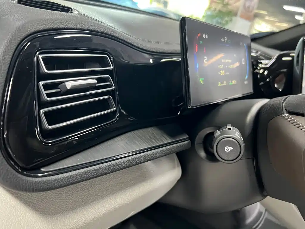 BYD Qin PLUS — миниатюра 16